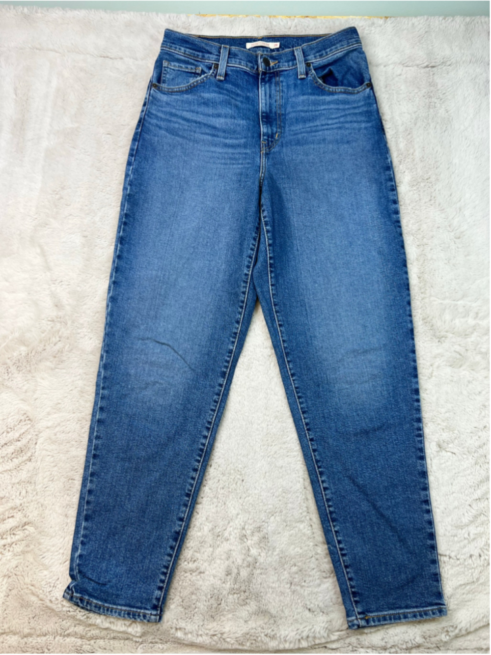 Levis High Waisted Mom Jeans Size 29 High Rise Cotton Blue Denim Comfort